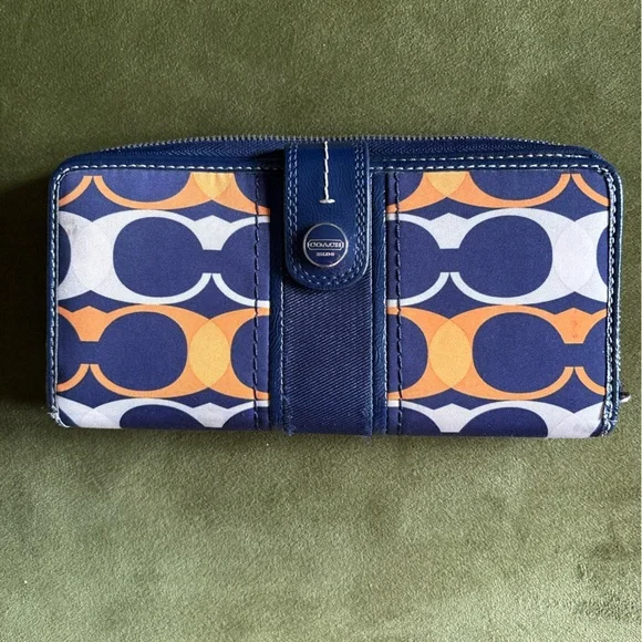 Coach Shoulder Bag Navy, White, Orange Signature C Pattern with wallet - Picture 12 of 15